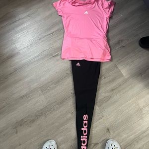 Women’s adidas active wear. Never worn.